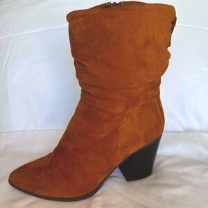 Apt. 9 Brown Booties, Women’s 8M